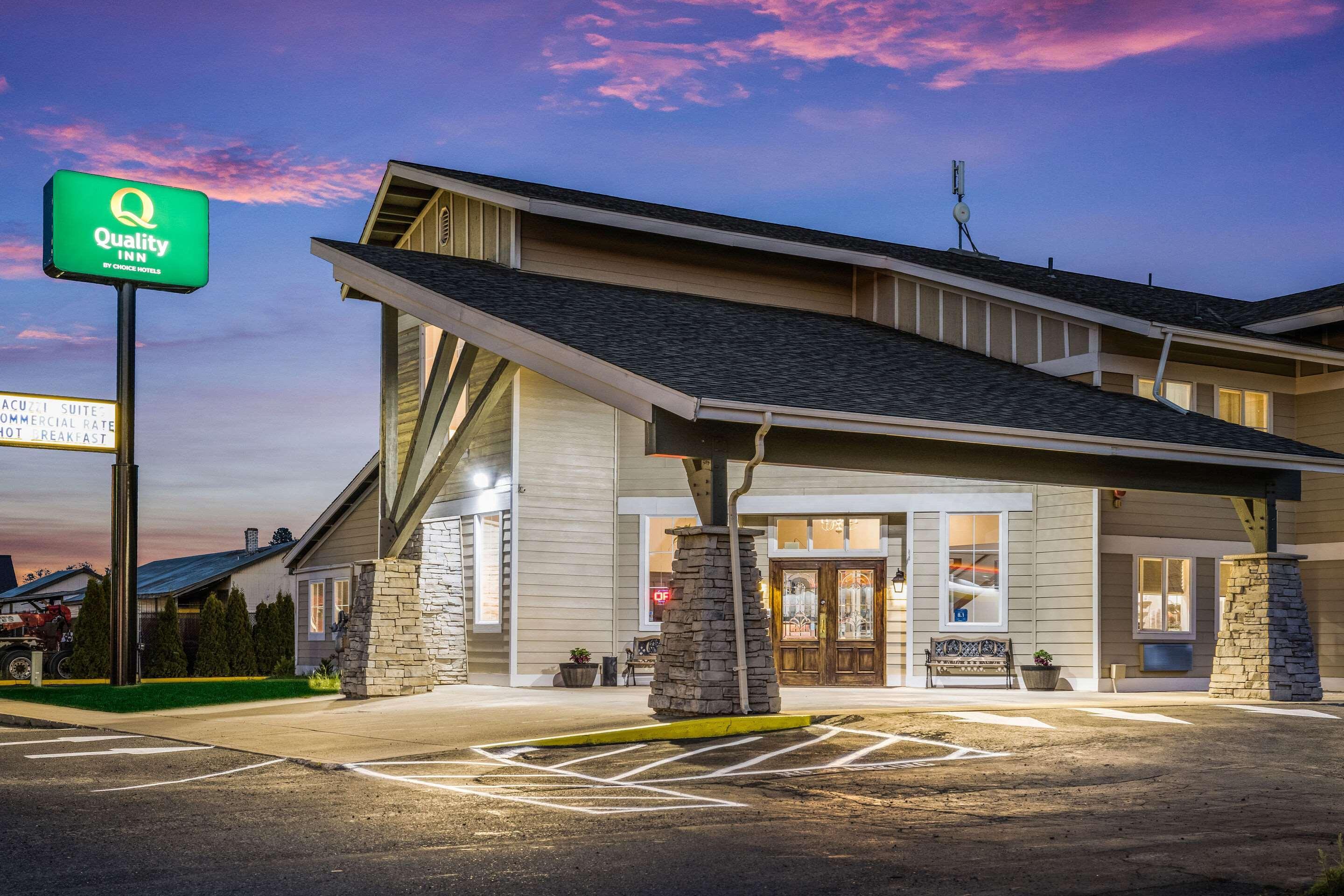 Quality Inn Cle Elum-Ellensburg Екстериор снимка