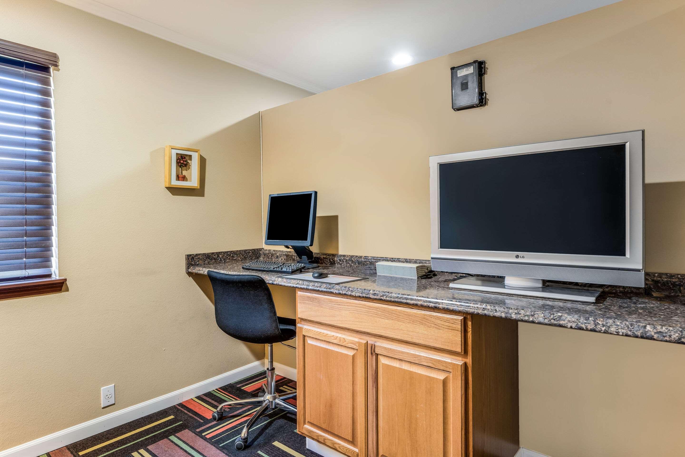 Quality Inn Cle Elum-Ellensburg Екстериор снимка
